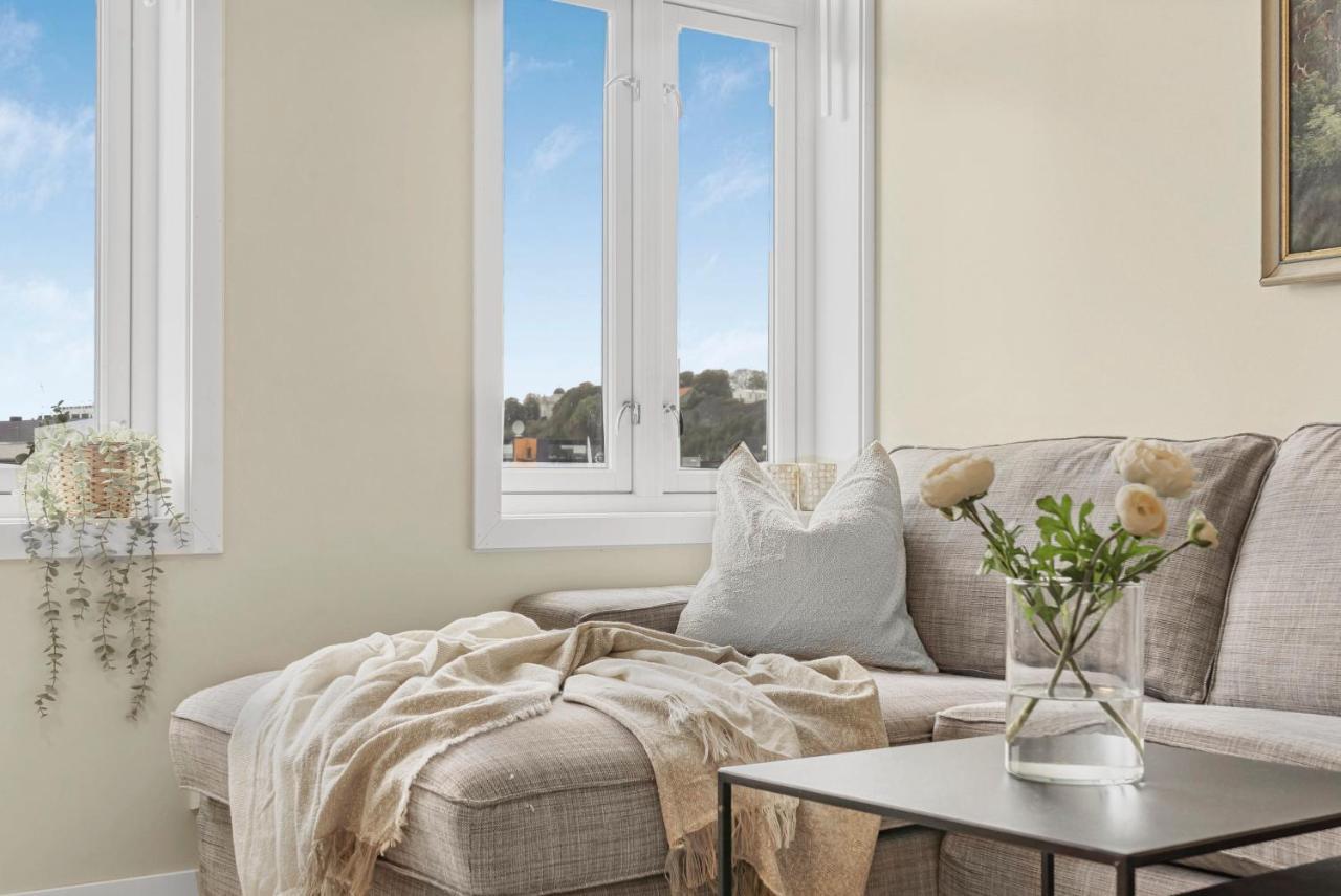 Contemporary City-Apartement With Views Of The Dock! Bergen Luaran gambar