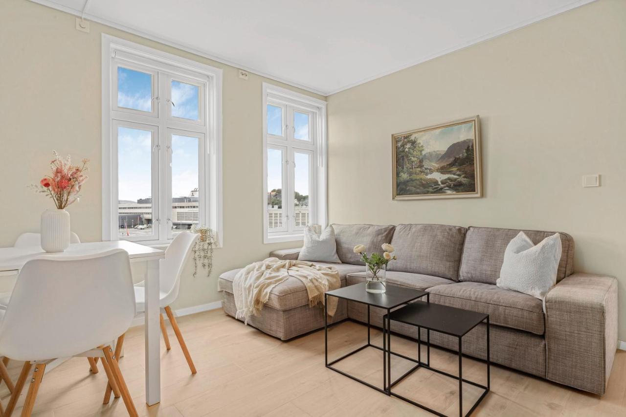 Contemporary City-Apartement With Views Of The Dock! Bergen Luaran gambar